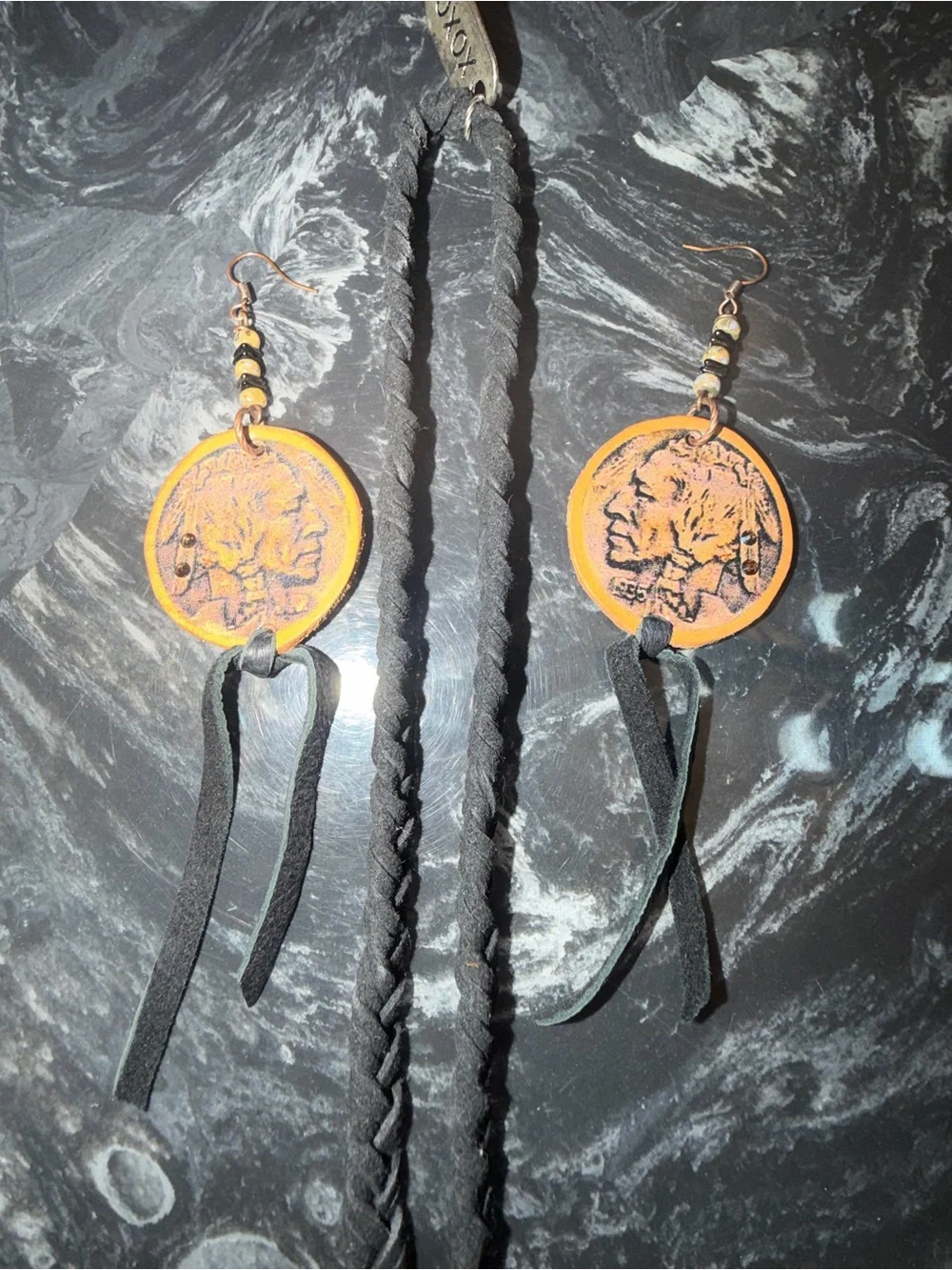 XOXO Black Leather Necklace and Earring Set with Wood Medallions - Picture 2 of 4